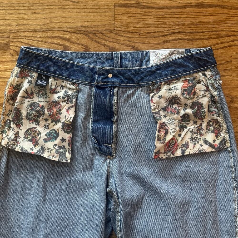 Ed Hardy Womens 30 Baggy Jeans Denim Painted Tattoo Graphic Tiger Koi Snake Y2K - Picture 4 of 16